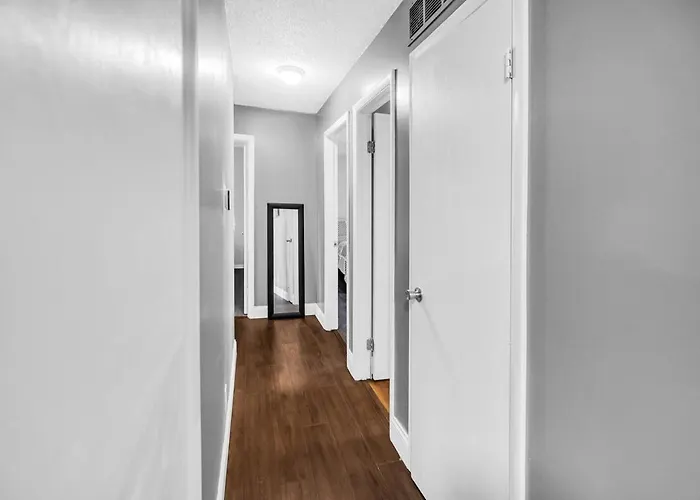 Modern 4bedrooms Near
