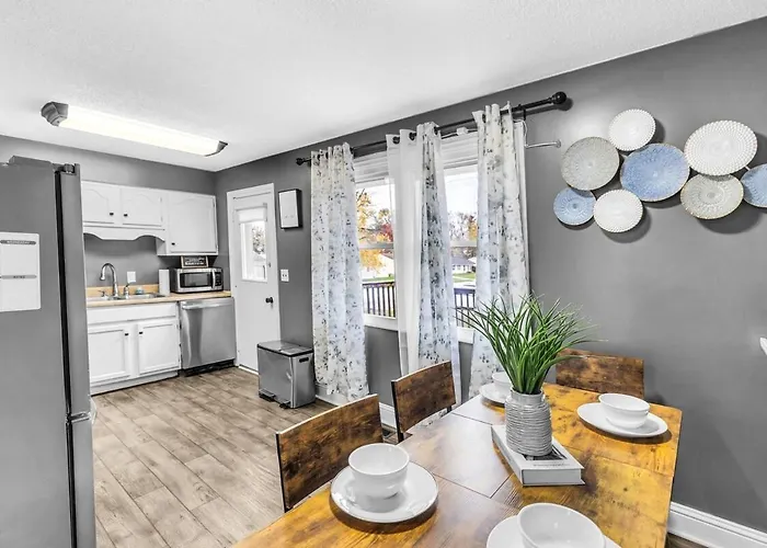 Modern 4bedrooms Near Holiday home Decatur