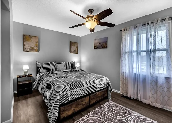 Modern 4bedrooms Near Decatur