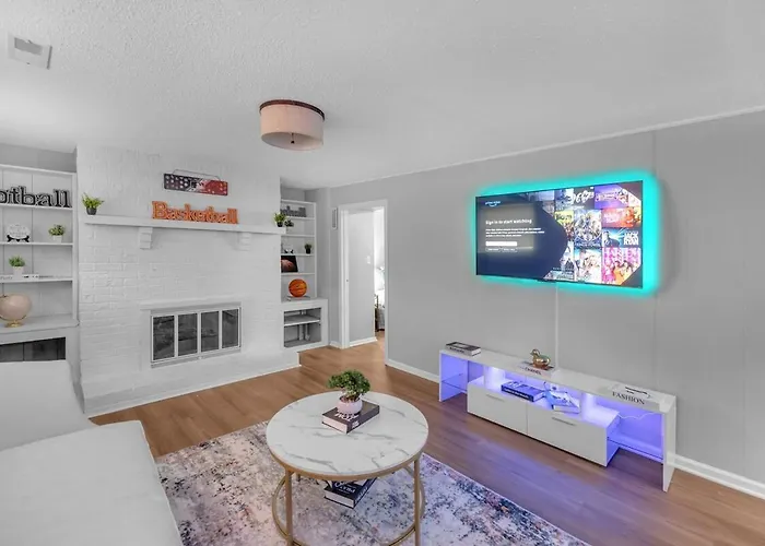 Modern 4bedrooms Near * Decatur